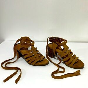 FRANCO SARTO Genuine Leather Gladiator Tie Up Strap Block Heel Sandals Sz 7